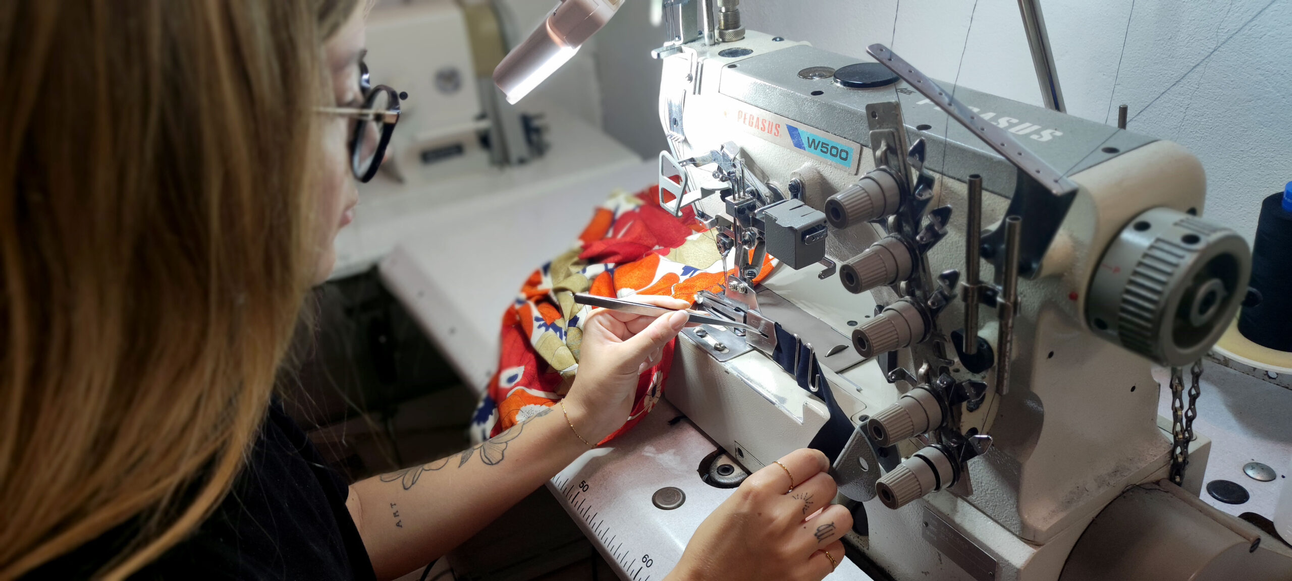 Confección en la Escuela de Moda de Fuerteventura